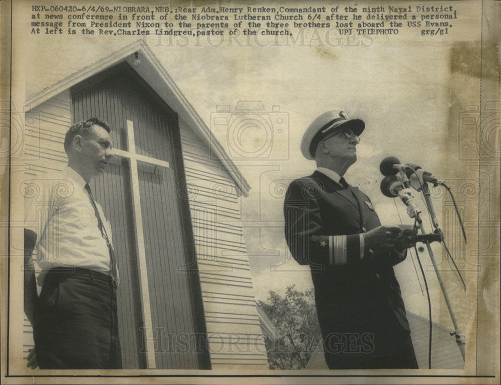 1969 Press Photo Rear Admiral Henry Renken United States Navy - Historic Images