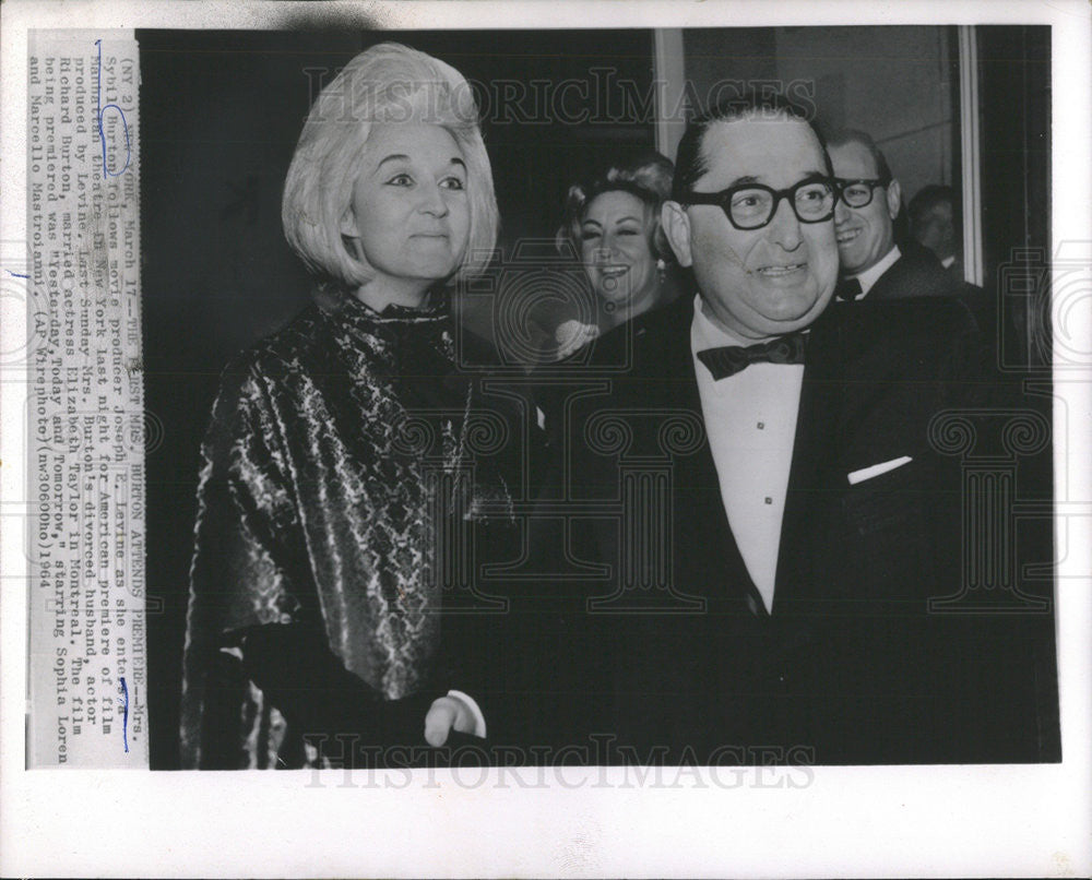 1964 Press Photo Mrs Sybil Burton with producer Joseph Levine - Historic Images