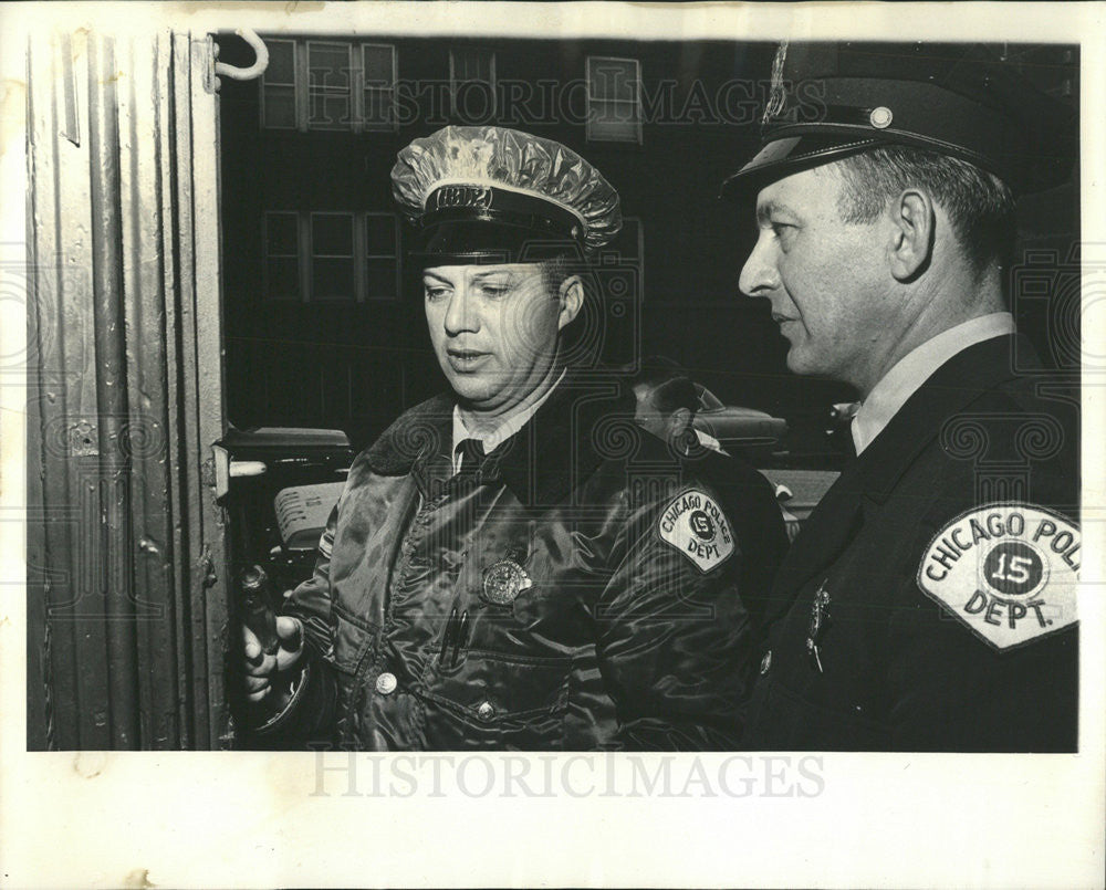 1965 Press Photo Officer Cosmo Cammella,Officer Albert Crajecka - Historic Images