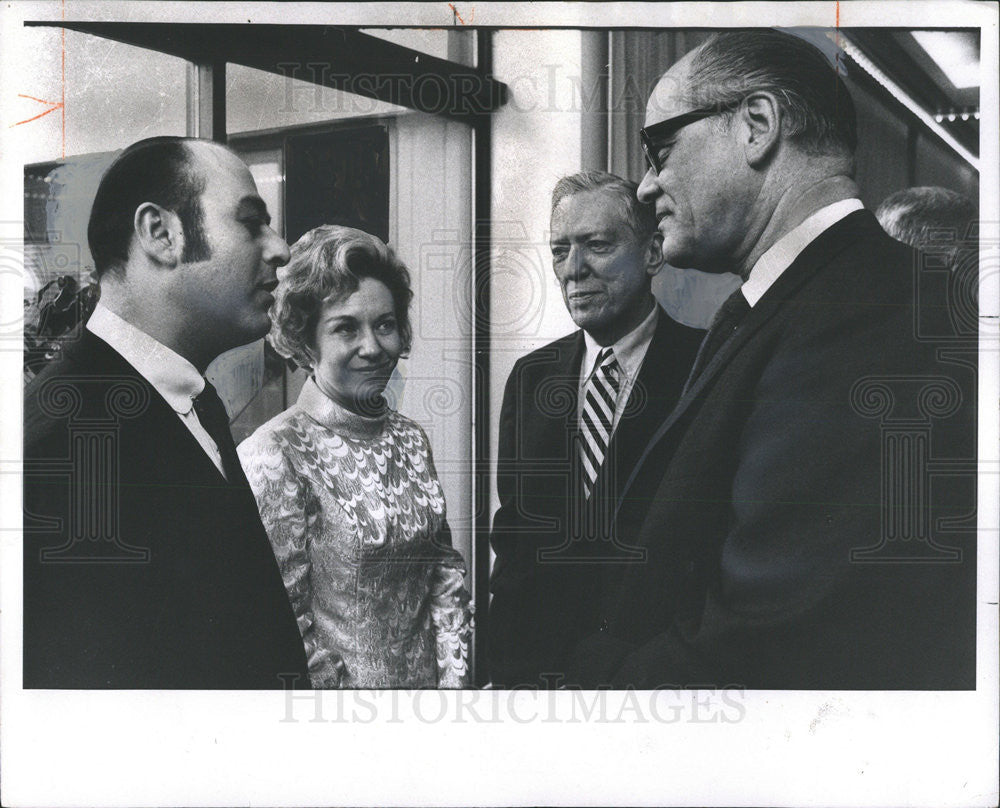 1969 Press Photo Advertising team of Daily News - Historic Images