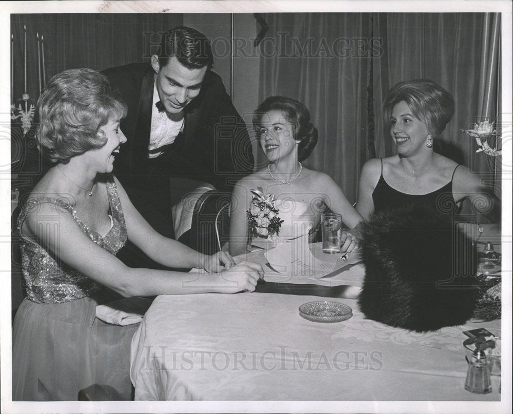 1963 Press Photo MRS. LOUIS LAFONTISEE MRS. H. PATRICK MRS. THOMAS J. - Historic Images