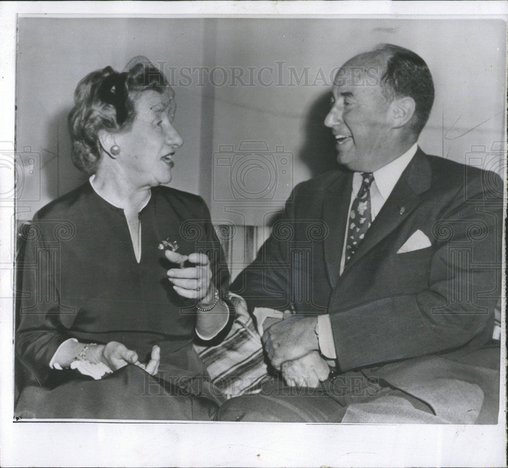 1956 Press Photo Adlai Stevenson Mrs. Fiorello La Guardia - Historic Images