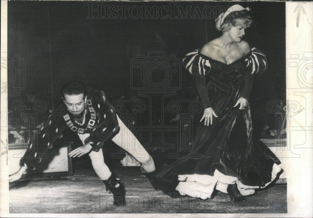 1958 Press Photo Earl Wrightson American actor singer Morgan Kiss me Kate play - Historic Images