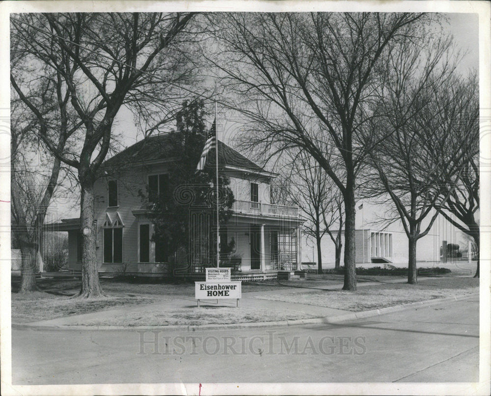 1972 Press Photo Boyhood home of President Dwight D. Eisenhower. - Historic Images