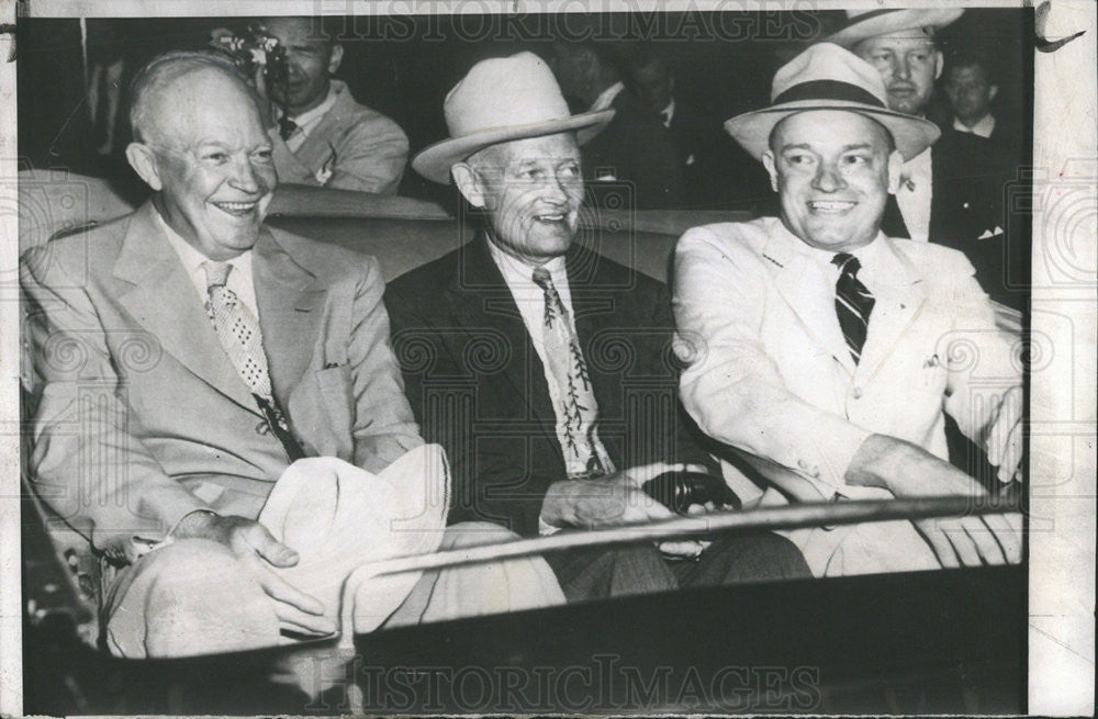 1953 Press Photo Dwight D. Eisenhower attend Dartmouth College Commencement - Historic Images