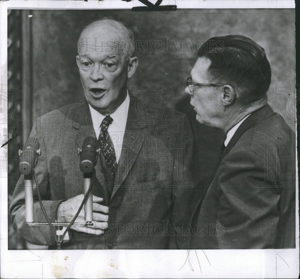 1959 Press Photo Dwight David Eisenhower US President James Hagerty Chile - Historic Images