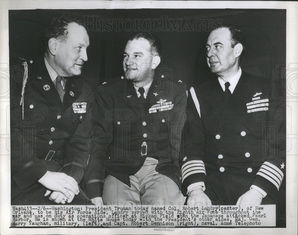 1948 Press Photo Truman President Robert Landry Operation Officer Hickman Field - Historic Images