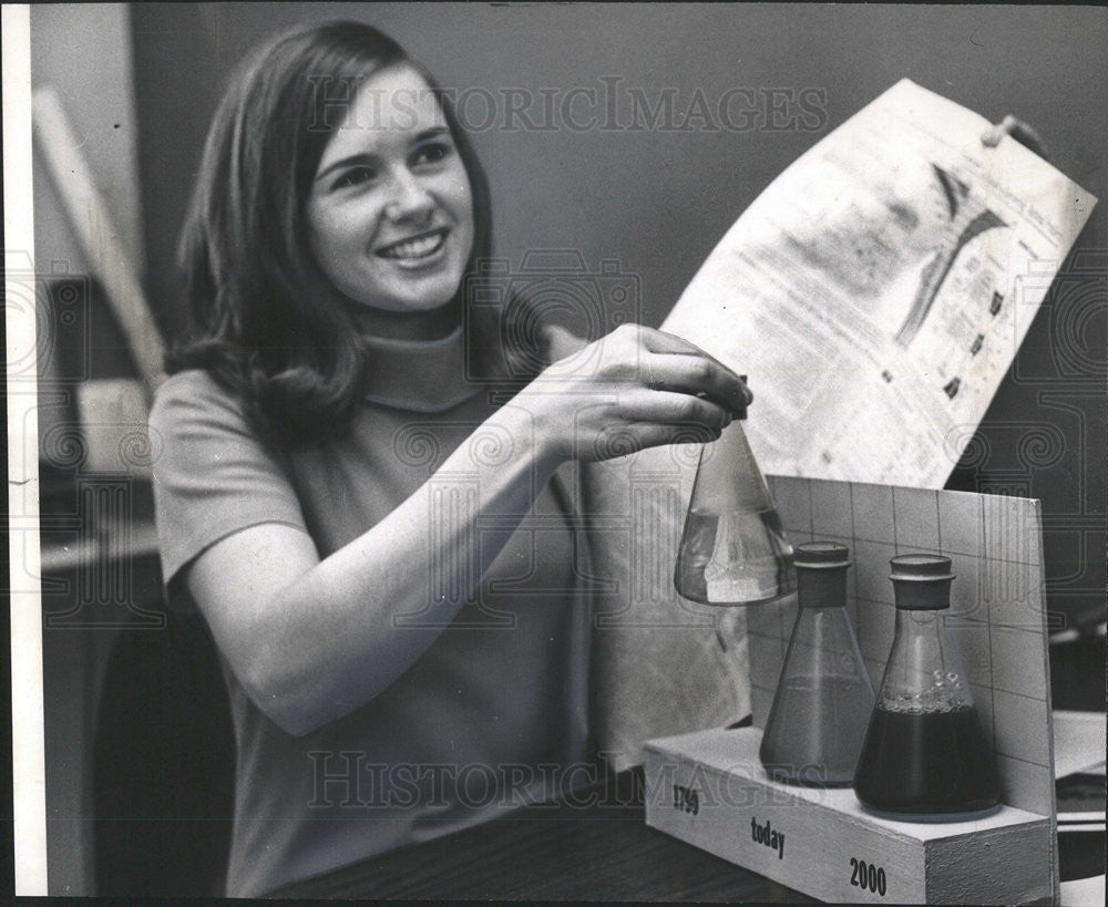 1970 Press Photo Claudia Lawrence Chicago City Environmental Activist - Historic Images