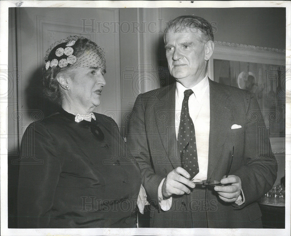 1954 Press Photo Mrs Donald Fraser McPherson Chicago President - Historic Images