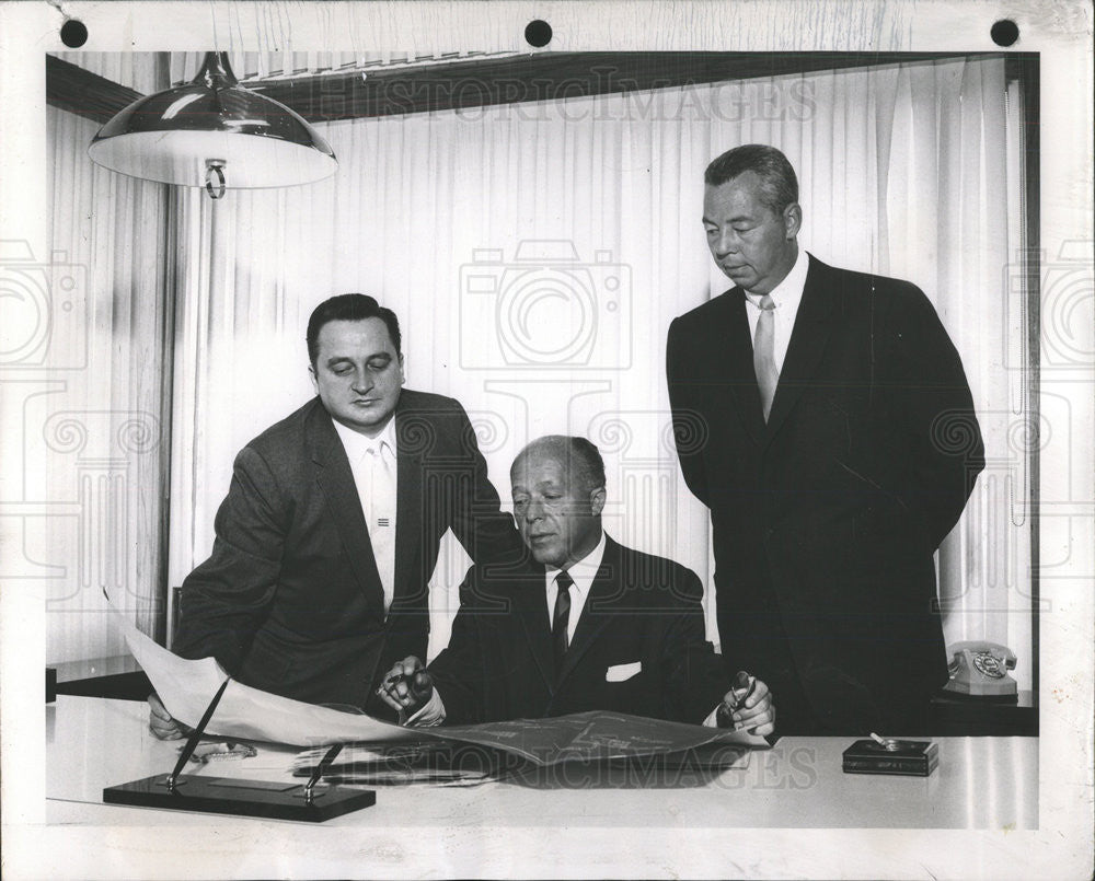 1959 Press Photo Samuel Rautboard APECO President Lloyd Executive Miller Vice - Historic Images