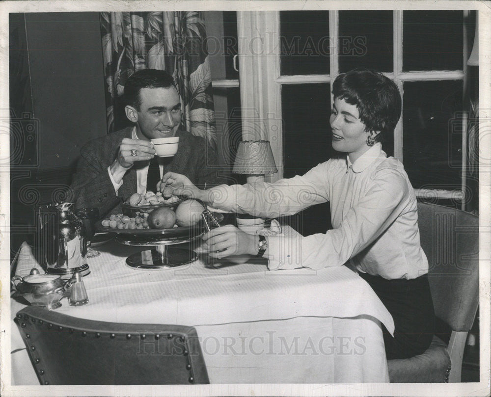 1955 Press Photo Robert Murphy and Patricia McComas - Historic Images