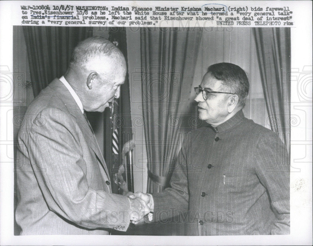 1957 Press Photo Indian Finance Minister Machari President Eisenhower Shake Hand - Historic Images