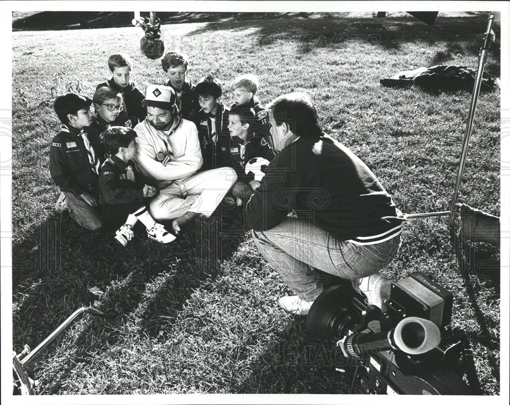 Press Photo WKQK-FM TV Commercial Fund Raiser For Cub Scouts - Historic Images