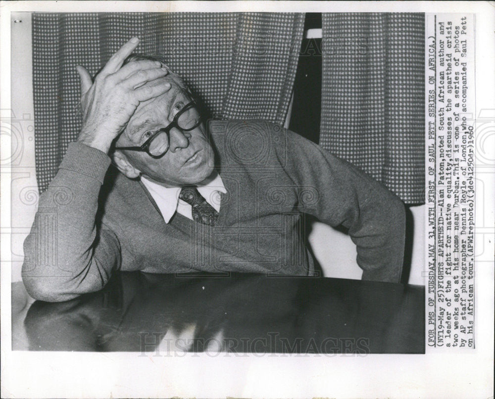 1960 Press Photo South African Author Paton Native Equality Leader Speaking Home - Historic Images