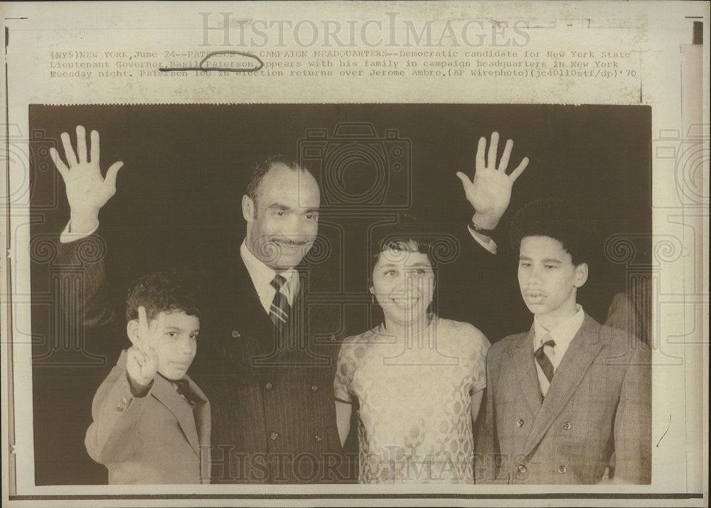 1970 Press Photo Lt Gov of N.Y.Basil Paterson and family - Historic Images