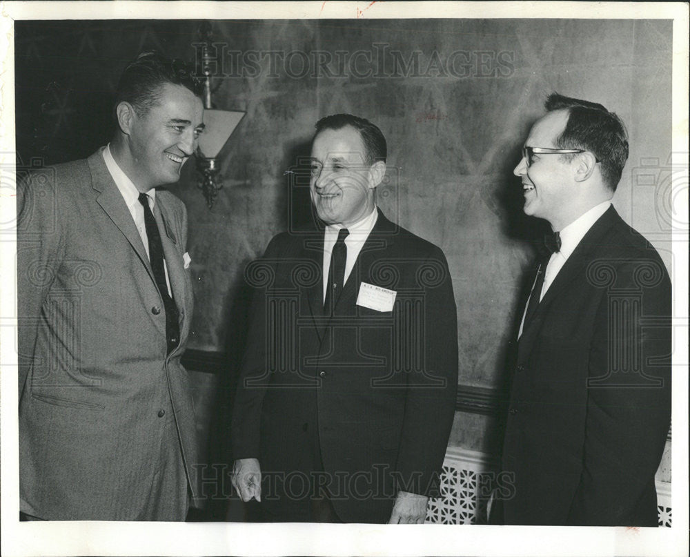 1964 Press Photo Phil Desmond,Ed  A.Parker,John Amos,Industrialists - Historic Images