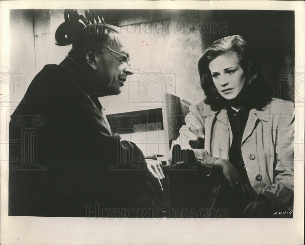 1953 Press Photo Hildegard Knef Arno Paulson Murder among us - Historic Images