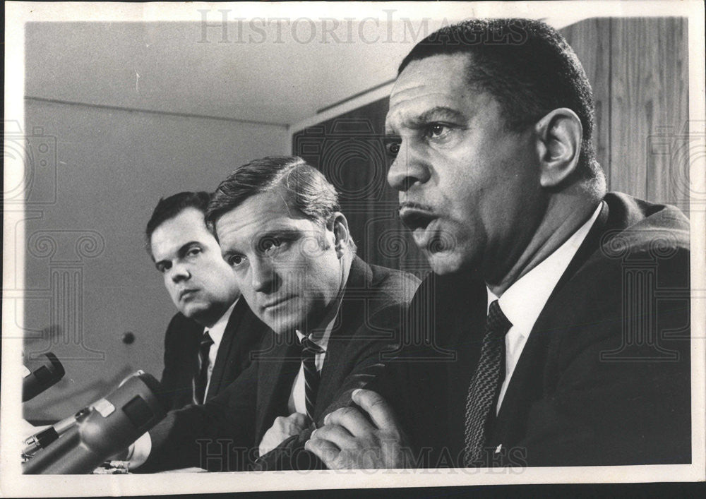 1969 Press Photo Dr Robert Daniels, Sen Charles Percy and Rev Art Brazier - Historic Images