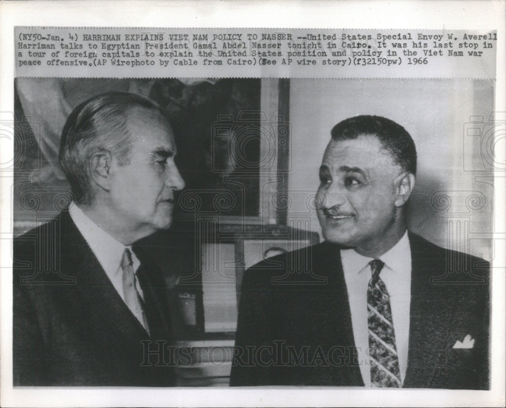 1966 Photo Harriman Explains Vietnam Policy To Egypt Pres Gamal Abdel Nasser - Historic Images