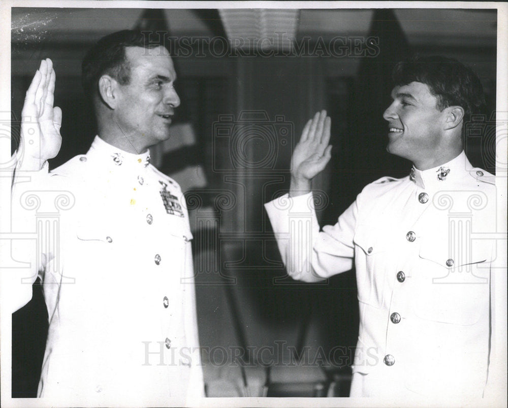 1968 Photo Actor Gregory Peck&#39;s Son Commissioned In US Marine Corp - Historic Images