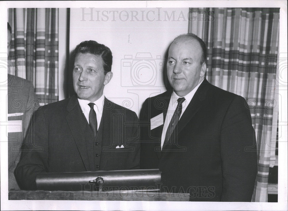 1963 Press Photo Goevernor Otto Kerner Builders Club - Historic Images