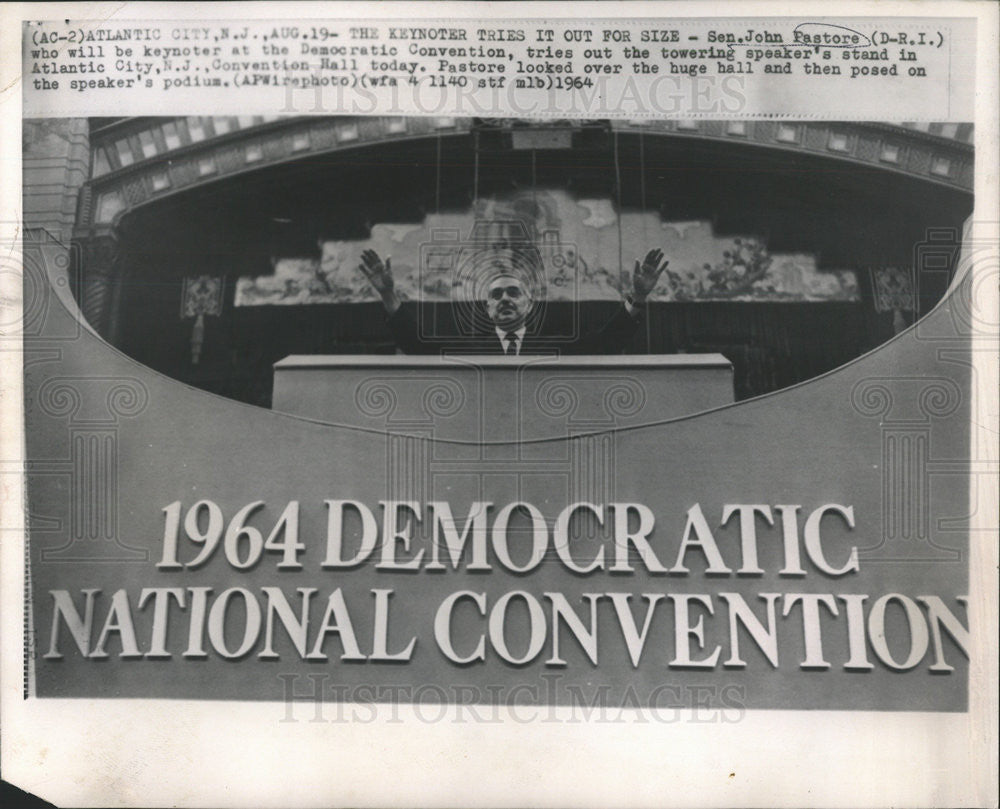 1964 Press Photo Senator John Pastore keynoter Democratic Convention New Jersey - Historic Images