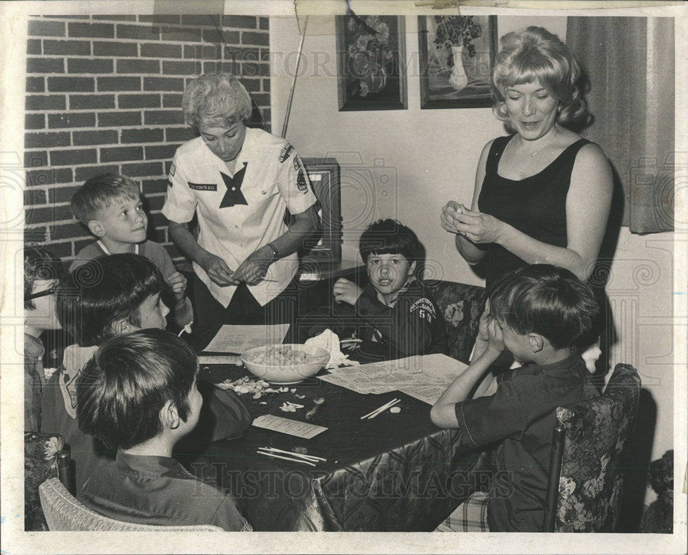 1971 Press Photo Mrs. James Moscado With Her Children - Historic Images