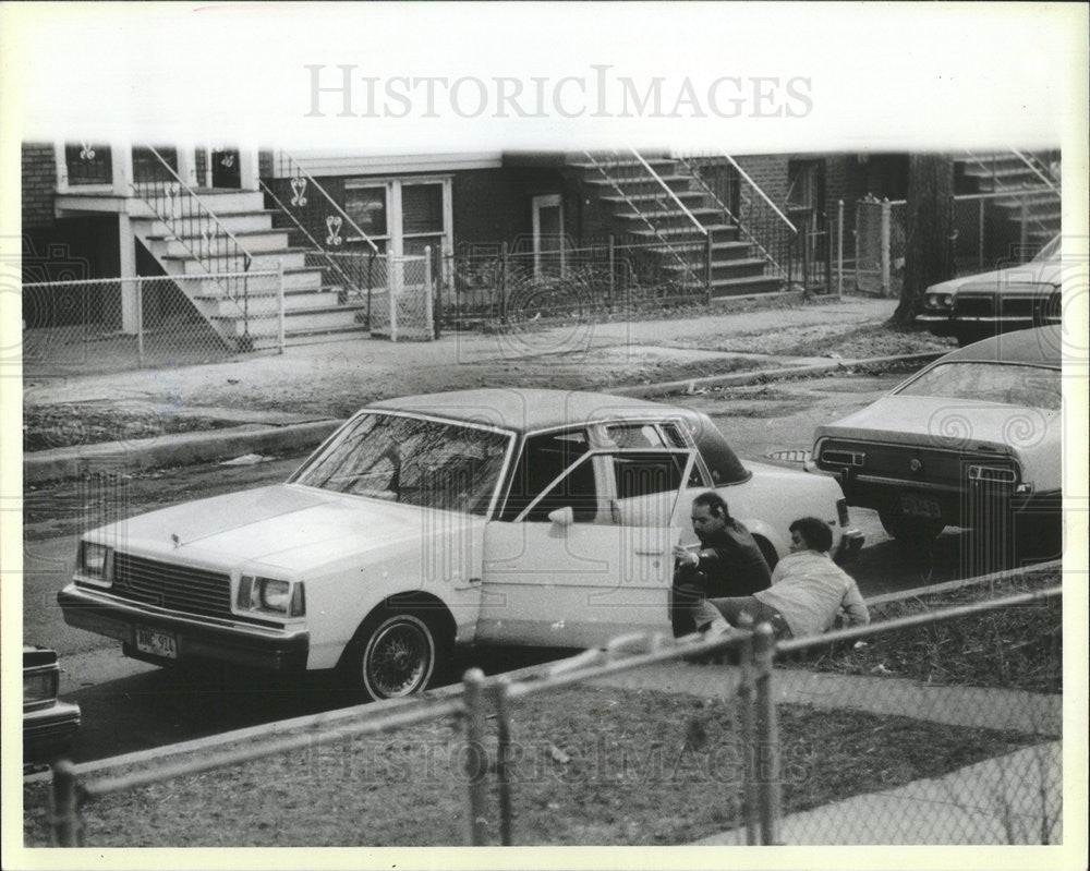 1986 Press Photo Gunman John Pasch Jr. barricaded himself - Historic Images