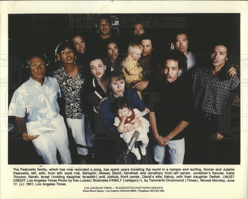 1991 Press Photo Paskowitz Family Recording A Song - Historic Images