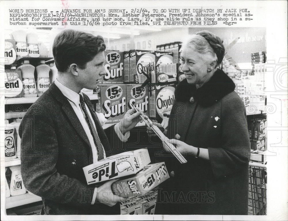 1964 Press Photo Esther Peterson Johnson&#39;s Special Ass&#39;t for Consumer Affairs - Historic Images