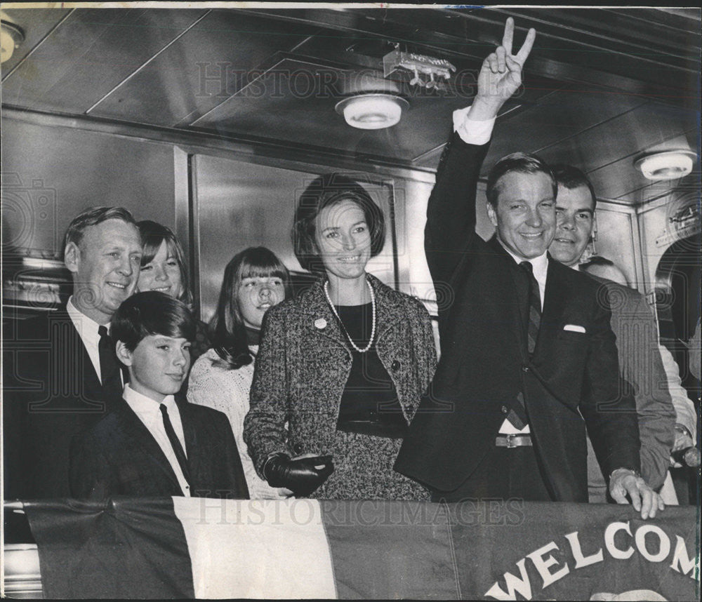 1966 Press Photo US Senate Rep Charles Percy - Historic Images