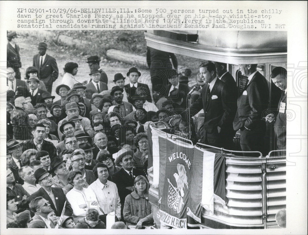 1966 Press Photo Senate Candidate Charles Percy On Whistlestop Tour - Historic Images