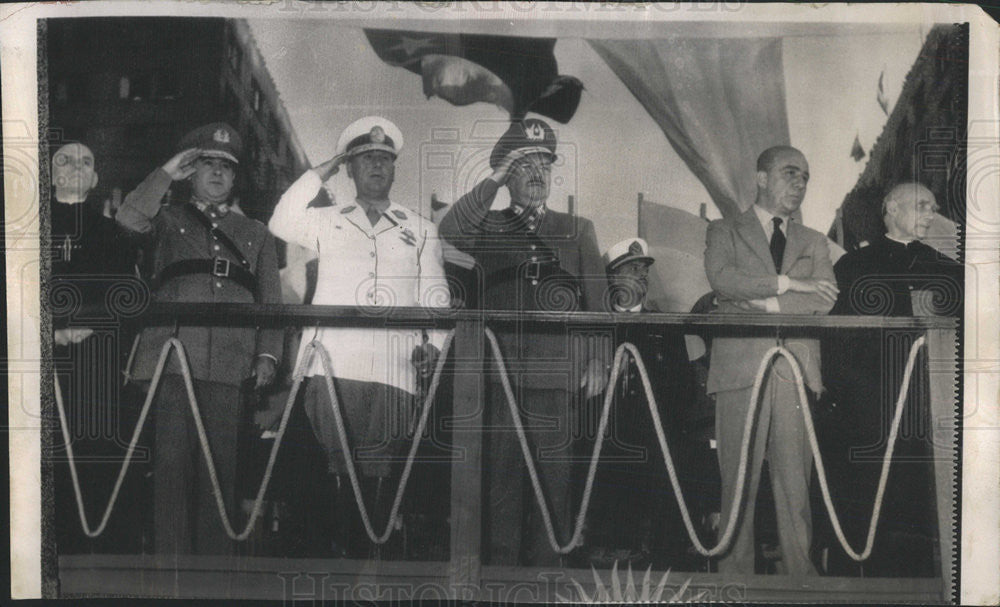 1953 Press Photo Pres Carlos Ibanez Chile Santiago Pres Argentina Juan D Peron - Historic Images