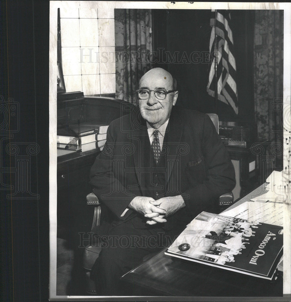 1958 Press Photo Dr. Robert E. Wilson/Board Chairman/Standard Oil Co./Retires - Historic Images