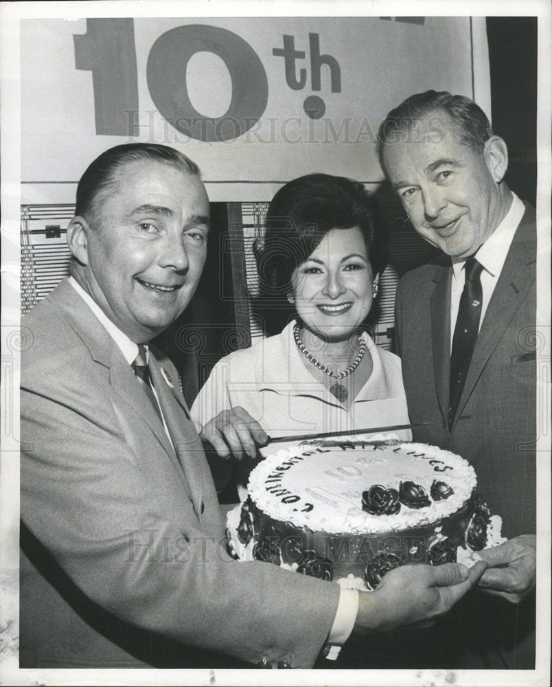 1967 Press Photo BOB MAGILL VICE PRESIDENT CONTINENTAL JEANNE HADDEN  PAT DUNNE - Historic Images