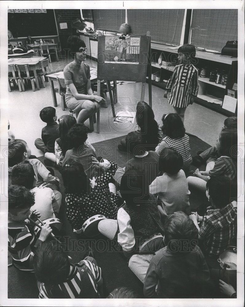 1968 Press Photo MRS. JOYCE MESSER EDUCATOR  DEVONSHIRE SCHOOL - Historic Images