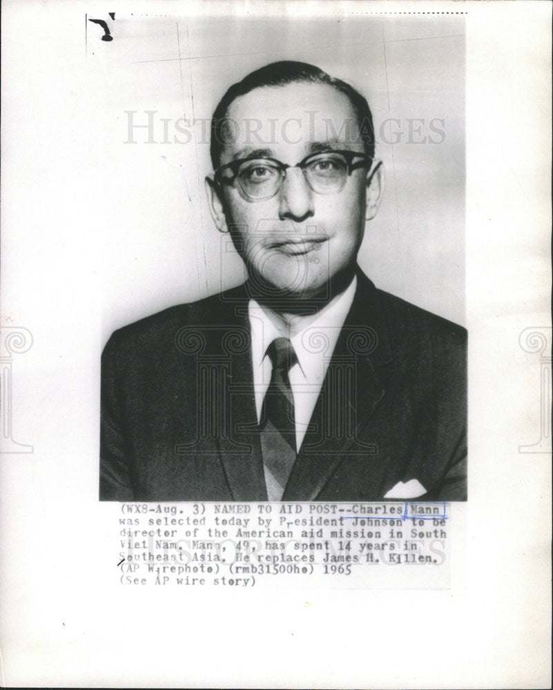 1965 Press Photo Charles Mann American Aid Mission Director - Historic Images