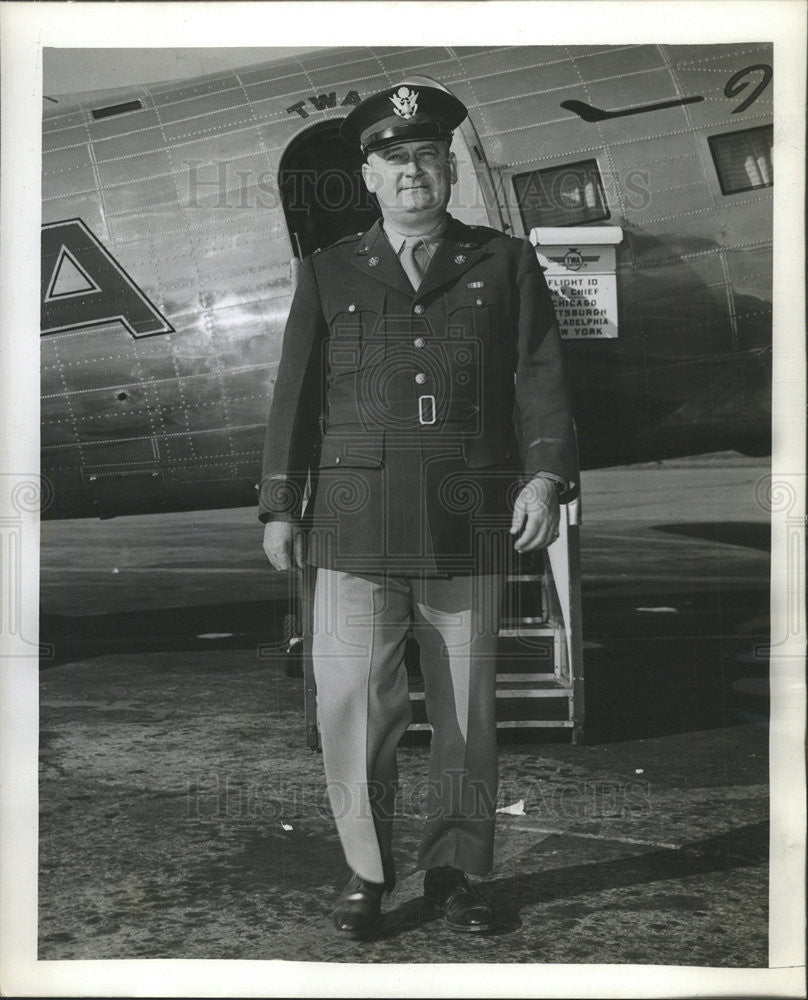 1942 Press Photo Tom Wilson Col. Chief Transportation US Armed Forces Chicago - Historic Images