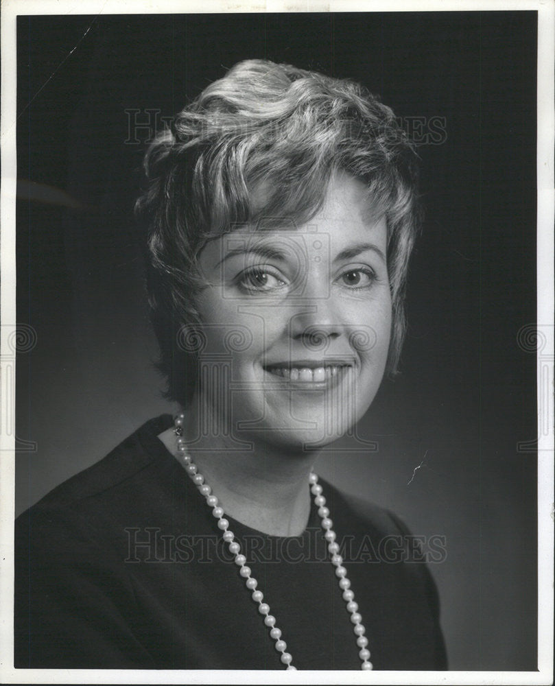 1977 Press Photo Margaret P. MacKimm Chicago Illinois Business Executive - Historic Images