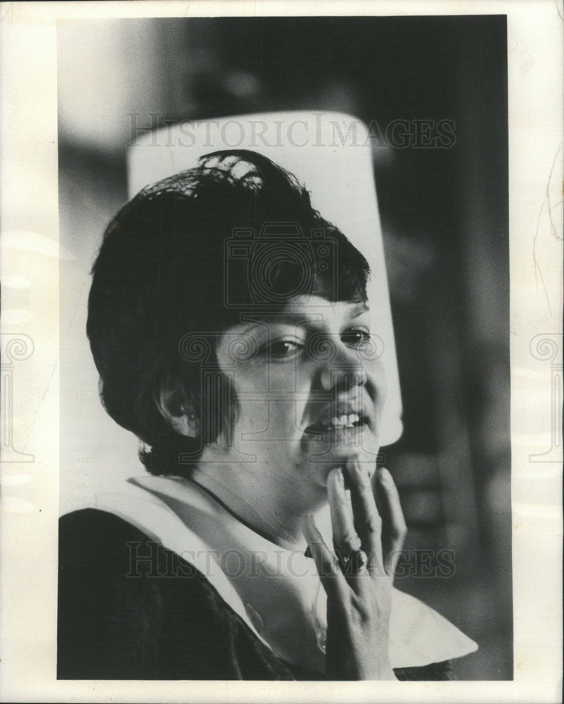 1965 Press Photo Mrs. James A. Lovell NASA Space Gemini Astronaut Wife - Historic Images