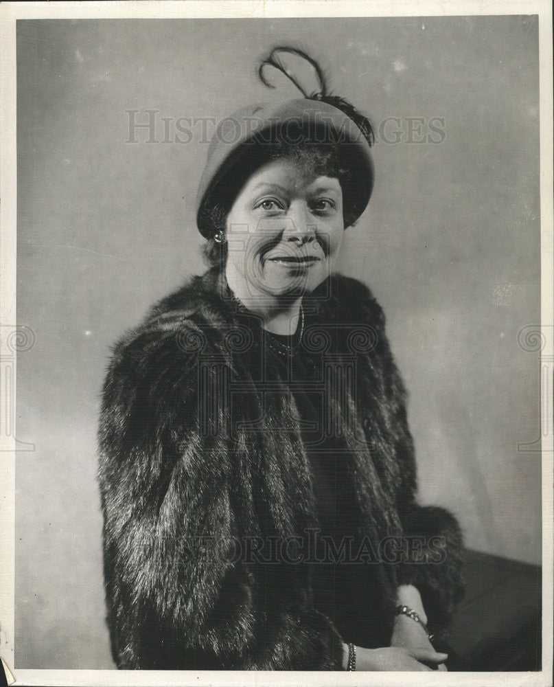 1950 Press Photo Mrs. Juliet Magner, Spelling Bee Master - Historic Images