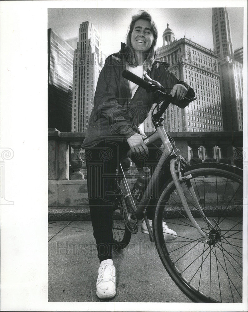 1990 Press Photo Rich Hein  Eileen Mugs Magee Soviet Union. - Historic Images