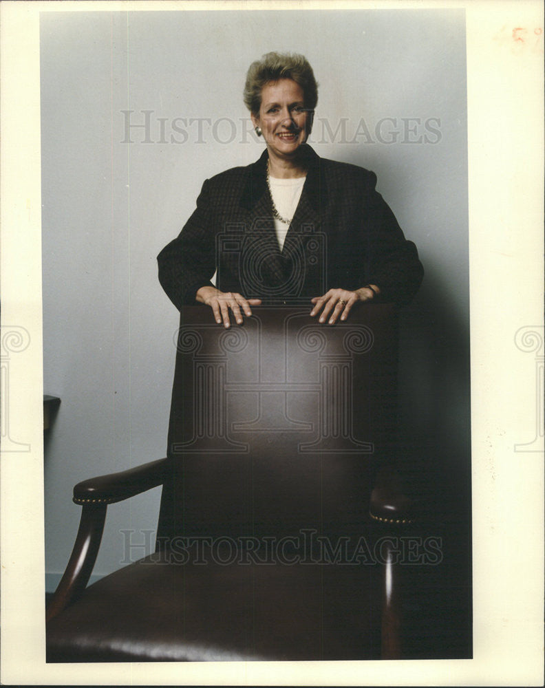 1991 Press Photo Lynn Martin Secretary Of Labor Consultant For Deloitte Touche - Historic Images
