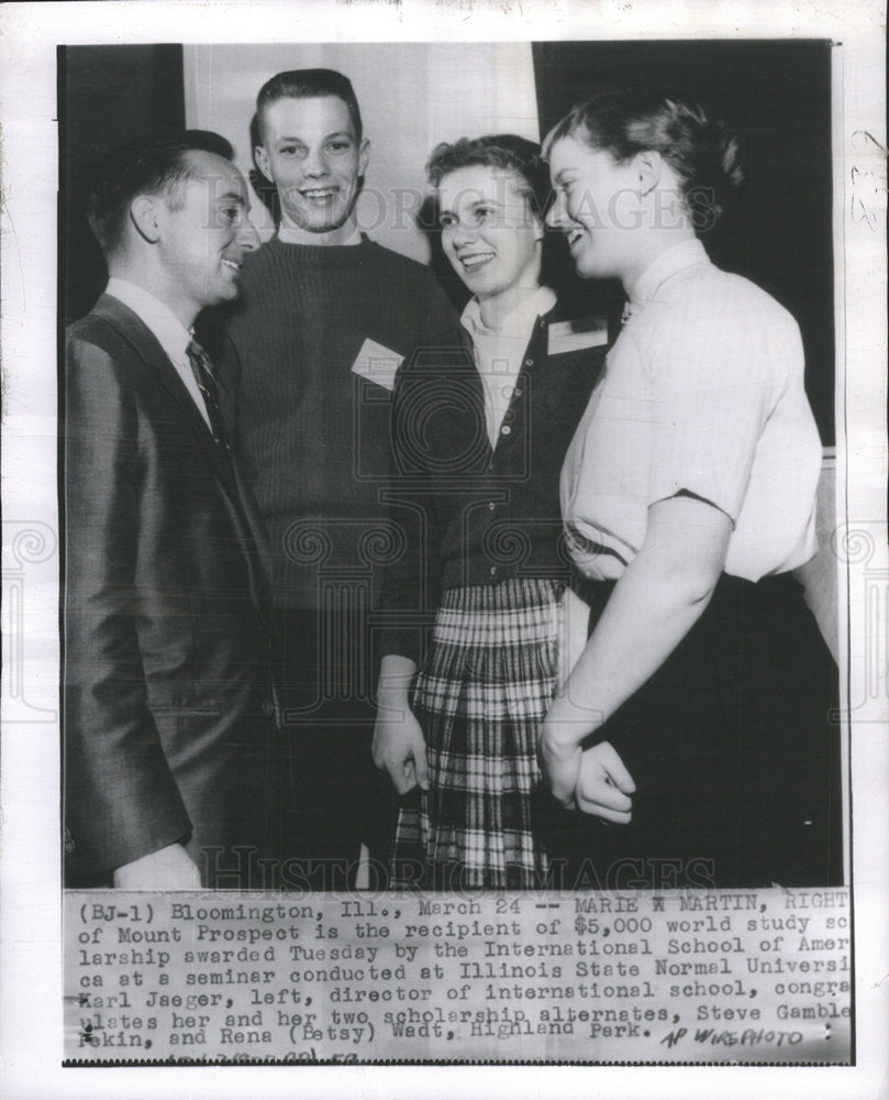 1959 Press Photo 16-year-old Marie Martin Receives World Study Scholarship - Historic Images