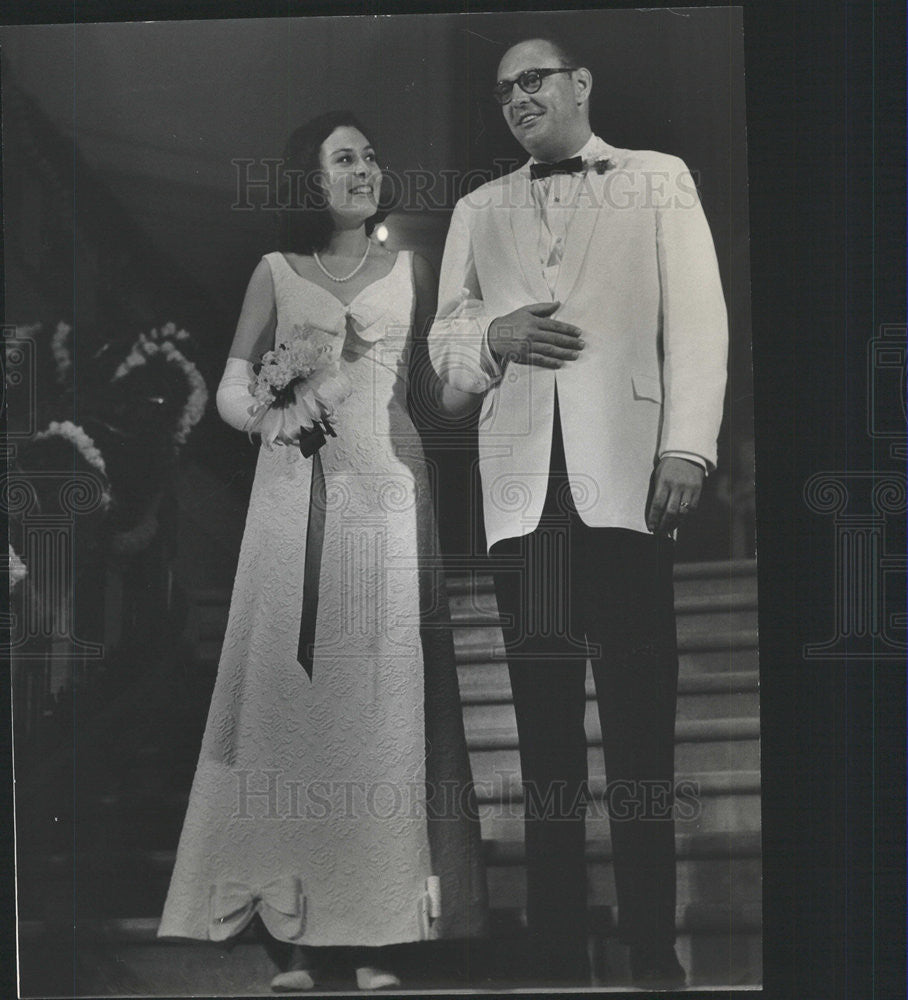 1966 Press Photo Susan Bel Morley &amp; Her Father Dr Buel Morley Attend June Ball - Historic Images