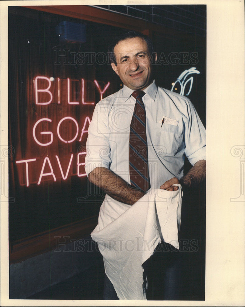 1987 Press Photo Sam Sianis Owner Operator Of Billy Goat Travens Michigan - Historic Images