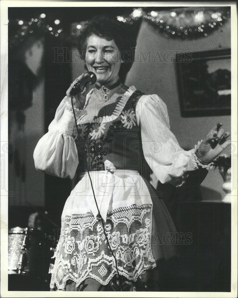 1983 Press Photo Singer Heidi Siewert - Historic Images