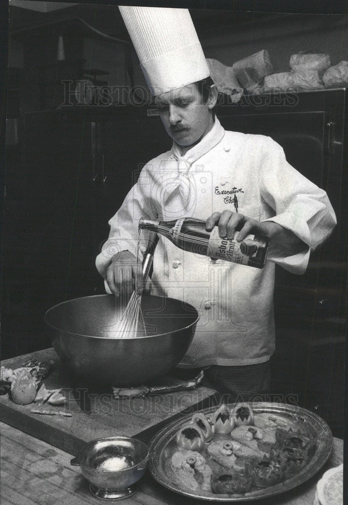 1975 Press Photo Chef Egon Stewert - Historic Images