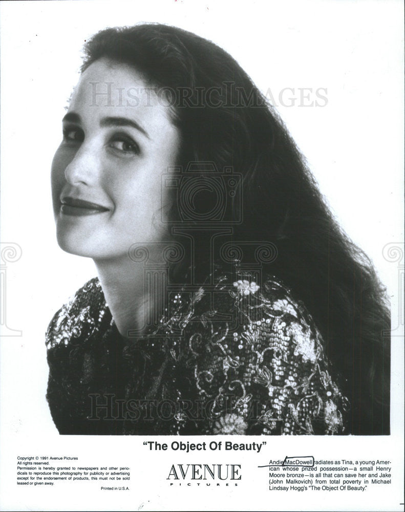 1991 Press Photo Andie McDowell in &quot;The Object of Beauty&quot; an Avenue Picture - Historic Images