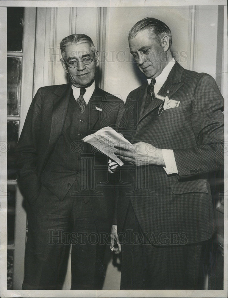 1935 Press Photo Drs Robert T Greenough and Malcolm T McEachern - Historic Images